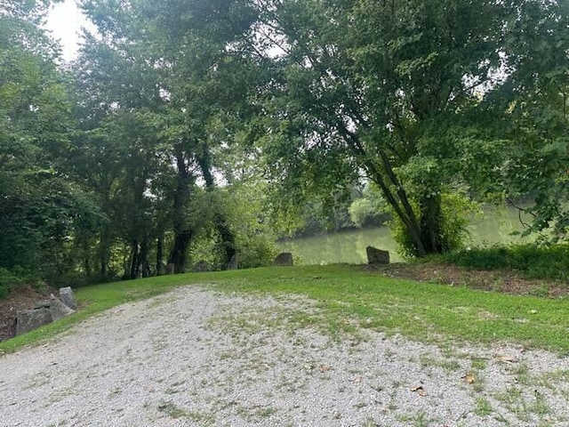 Listing photo 2 for 45 Riverbend Rd, Burkesville KY 42717