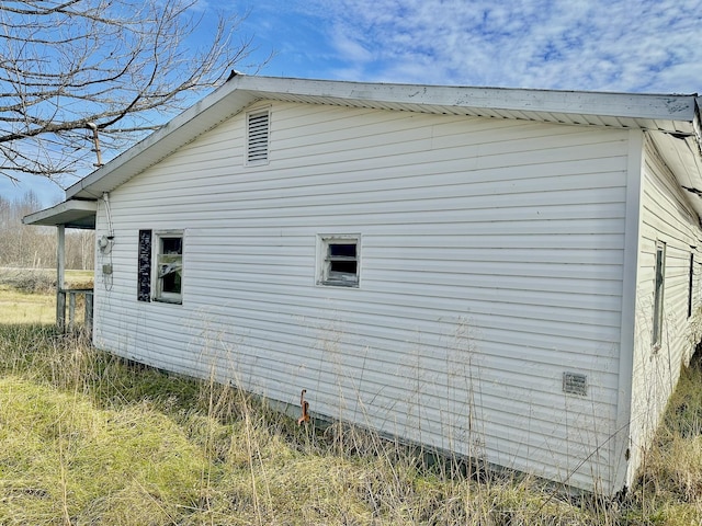 view of side of home