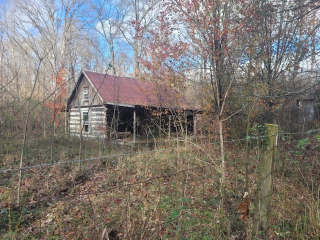 view of outdoor structure