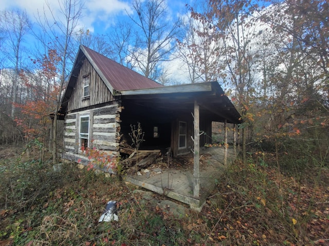 view of property exterior