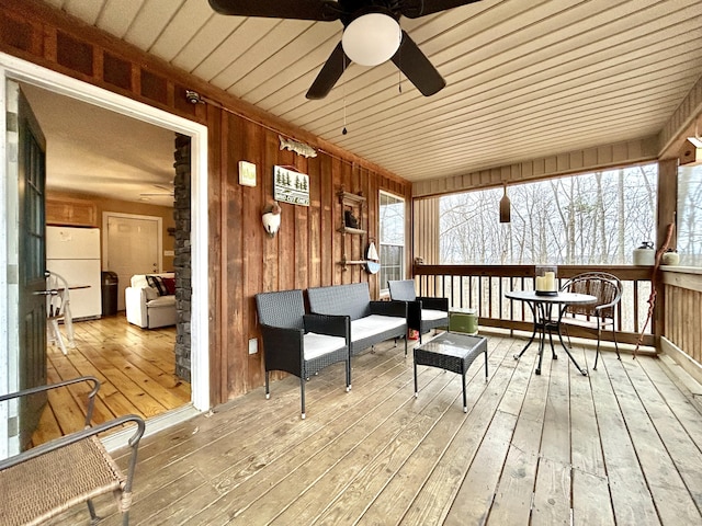 deck featuring ceiling fan