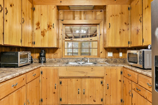 kitchen featuring sink