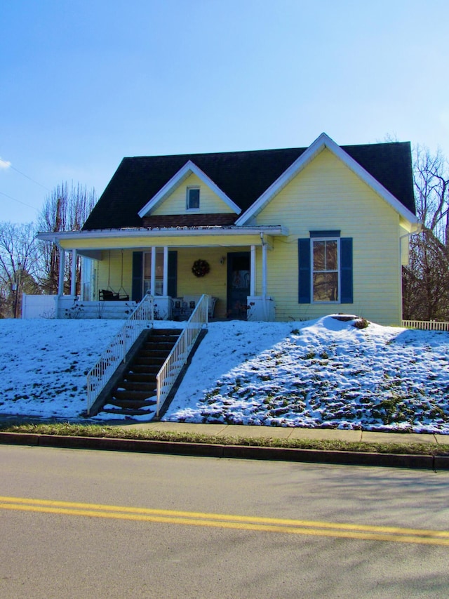 view of front facade featuring covered porch