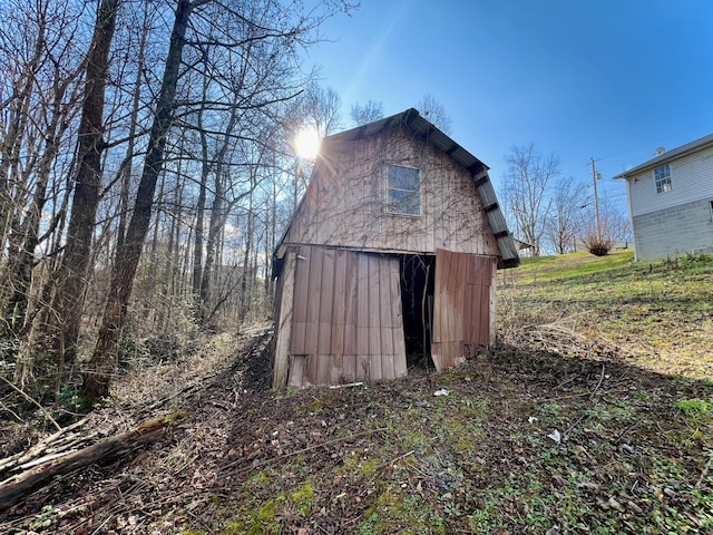 view of outdoor structure