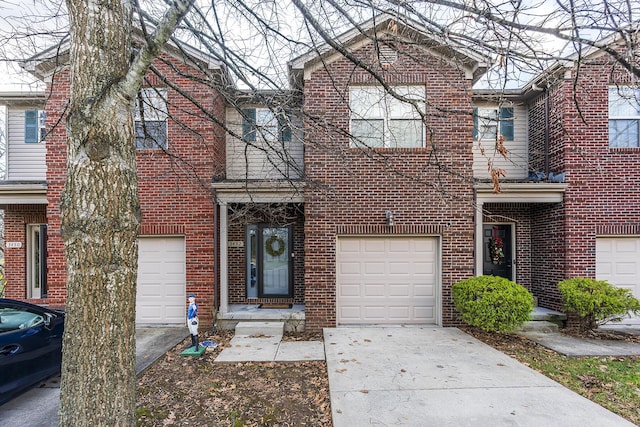 3452 Redcoach Trl, Lexington KY, 40517, 3 bedrooms, 2.5 baths townhouse for sale