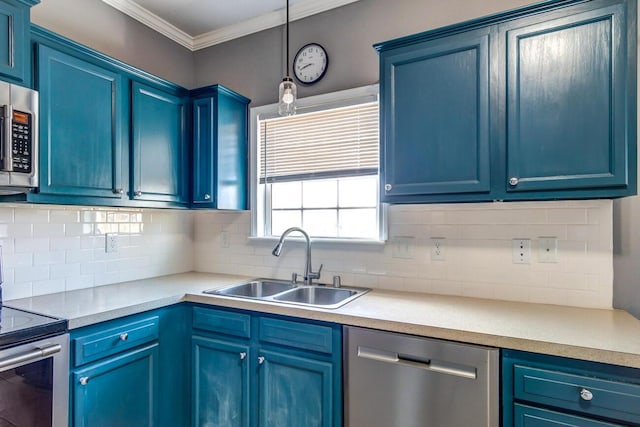 kitchen featuring backsplash, blue cabinets, sink, ornamental molding, and appliances with stainless steel finishes