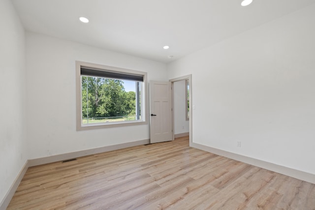 empty room featuring light hardwood / wood-style flooring