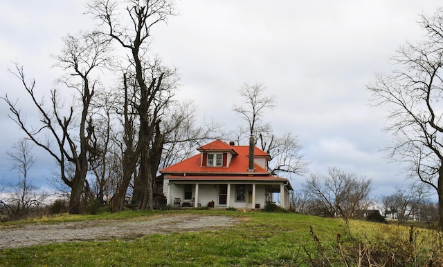 view of front of home featuring a porch