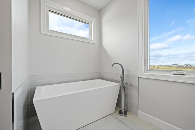 bathroom featuring a bathing tub