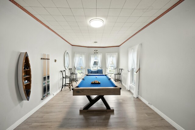 game room featuring baseboards, wood finished floors, and pool table