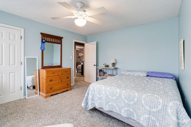 bedroom featuring carpet and ceiling fan