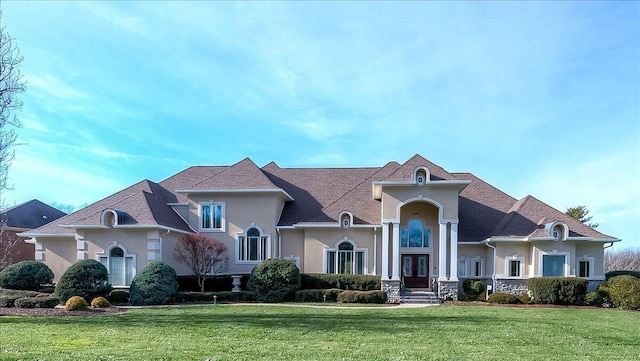 view of front of house with a front yard