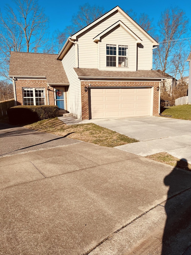 view of front property featuring a garage