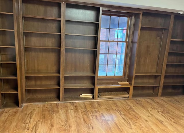 240 E Main St, Mount Vernon, KY 40456 - view of closet