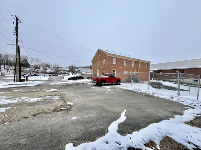 240 E Main St, Mount Vernon, KY 40456 - exterior space