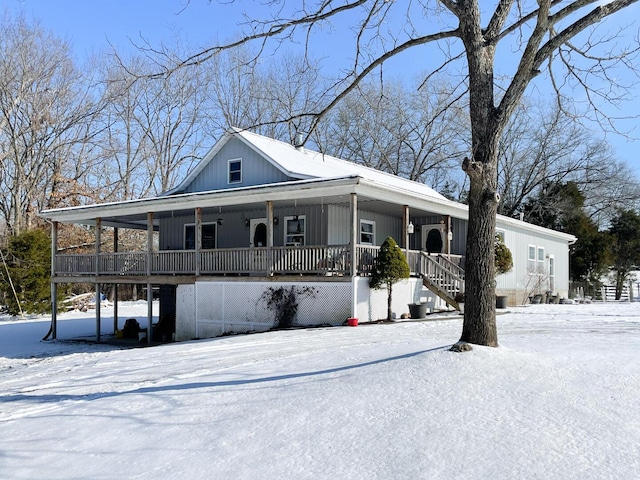 view of front facade featuring covered porch