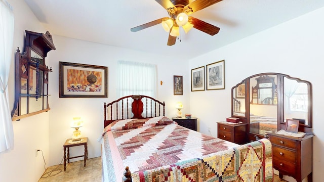 bedroom featuring ceiling fan