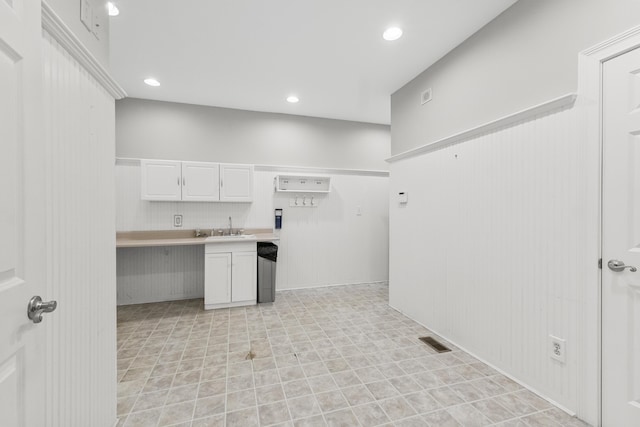 laundry room featuring sink