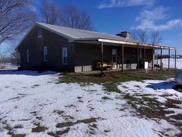 exterior space featuring a porch