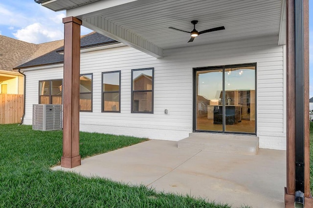 view of patio / terrace featuring ceiling fan