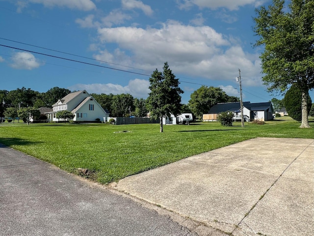 1216 Maple Hill Dr, Somerset, KY 42503 - view of grassy yard