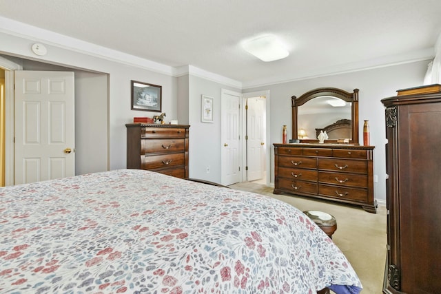 451 Parkside Rd, London, KY 40744 - bedroom featuring light carpet and ornamental molding