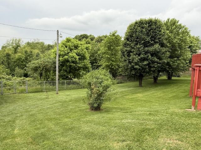 451 Parkside Rd, London, KY 40744 - view of yard