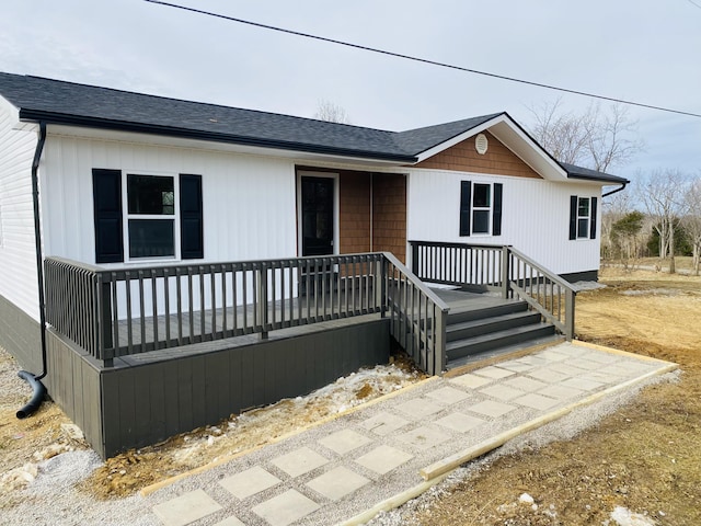 view of front of property