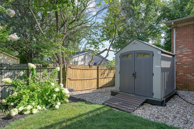 view of outbuilding