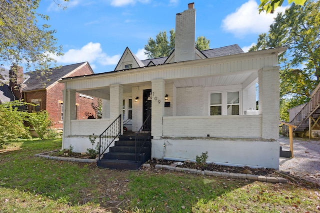 view of front facade with a porch