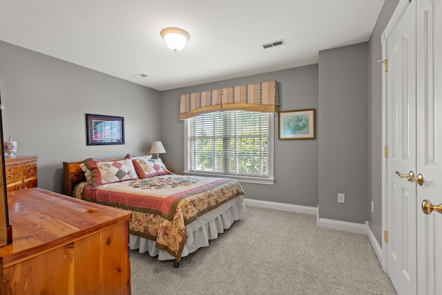 2040 Indigo Dr, Richmond, KY 40475 - bedroom with light carpet, baseboards, and a closet