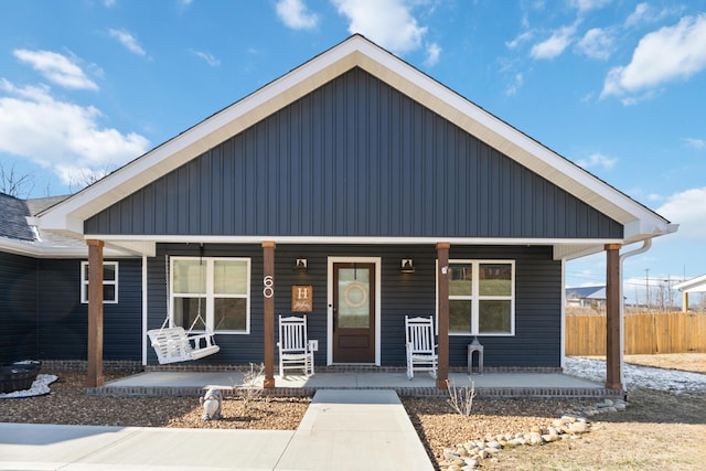 view of front of house featuring covered porch