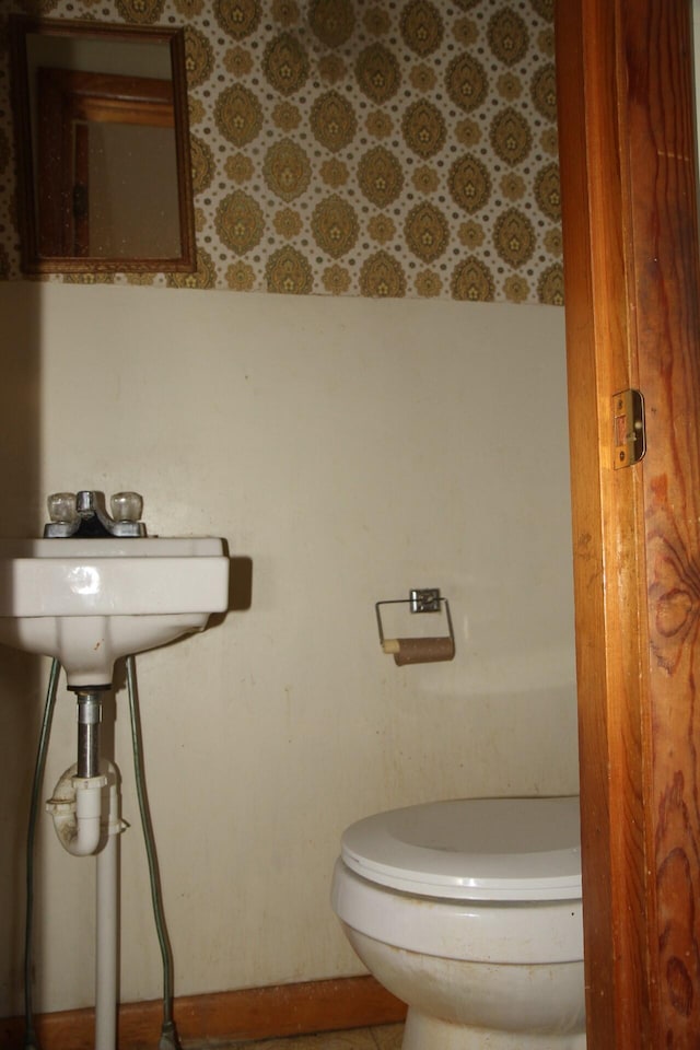 bathroom with toilet