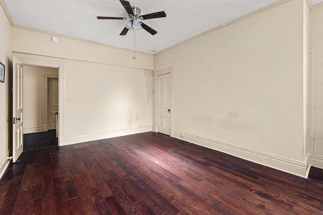 unfurnished room featuring ceiling fan, ornamental molding, and wood-type flooring