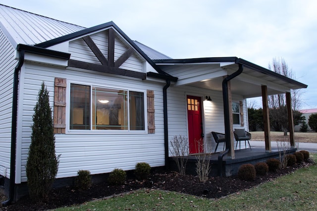 view of front of home with a porch