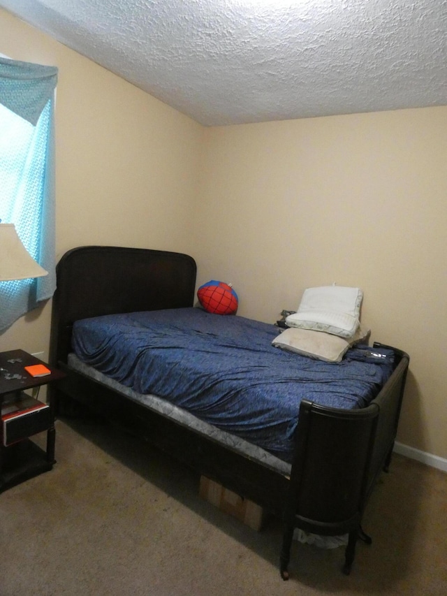 613 Little Hardwicks Creek Rd, Clay City, KY 40312 - bedroom featuring carpet and a textured ceiling