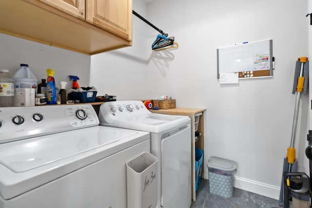 288 Liam Way, Paint Lick, KY 40461 - clothes washing area with baseboards, separate washer and dryer, and cabinet space