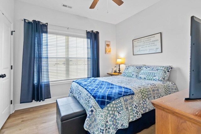 288 Liam Way, Paint Lick, KY 40461 - bedroom with ceiling fan, baseboards, visible vents, and wood finished floors