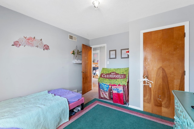 bedroom featuring carpet flooring