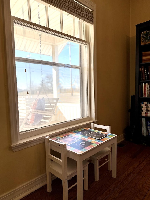 428 Columbia Ave, Monticello, KY 42633 - dining space with wood finished floors and baseboards