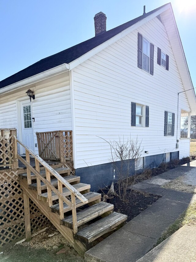 428 Columbia Ave, Monticello, KY 42633 - view of side of property with a chimney