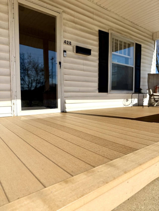 428 Columbia Ave, Monticello, KY 42633 - view of wooden deck
