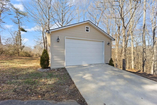 view of detached garage