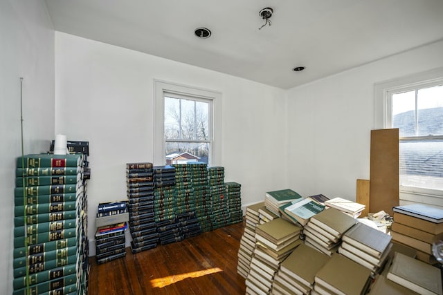 office area with dark wood-style floors