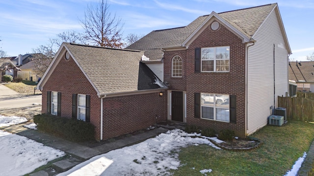 view of front of property with a yard