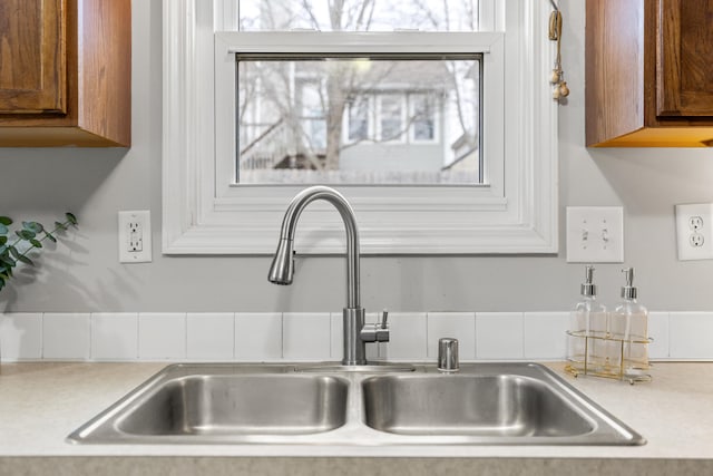 details with sink