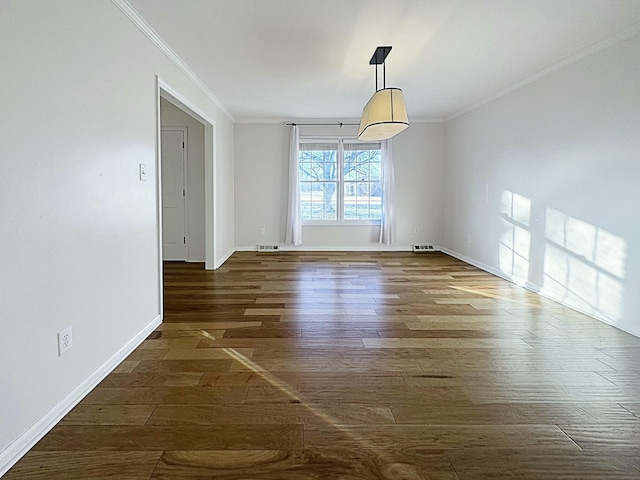 unfurnished room with dark wood-type flooring and crown molding