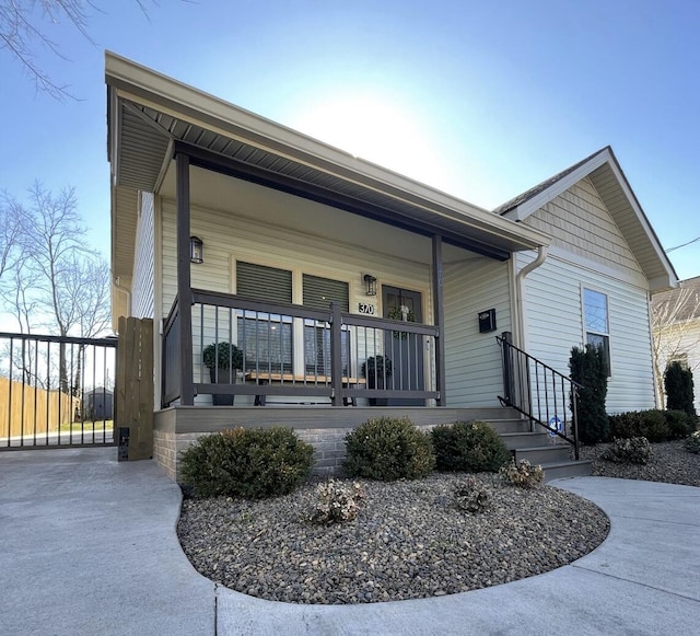 view of front of house featuring a porch