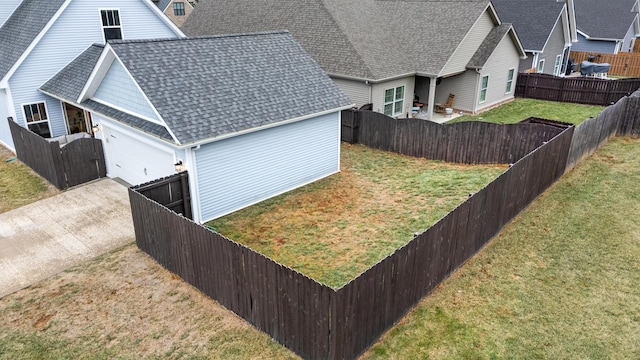 view of yard with a garage