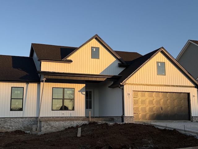 view of front of home with a garage